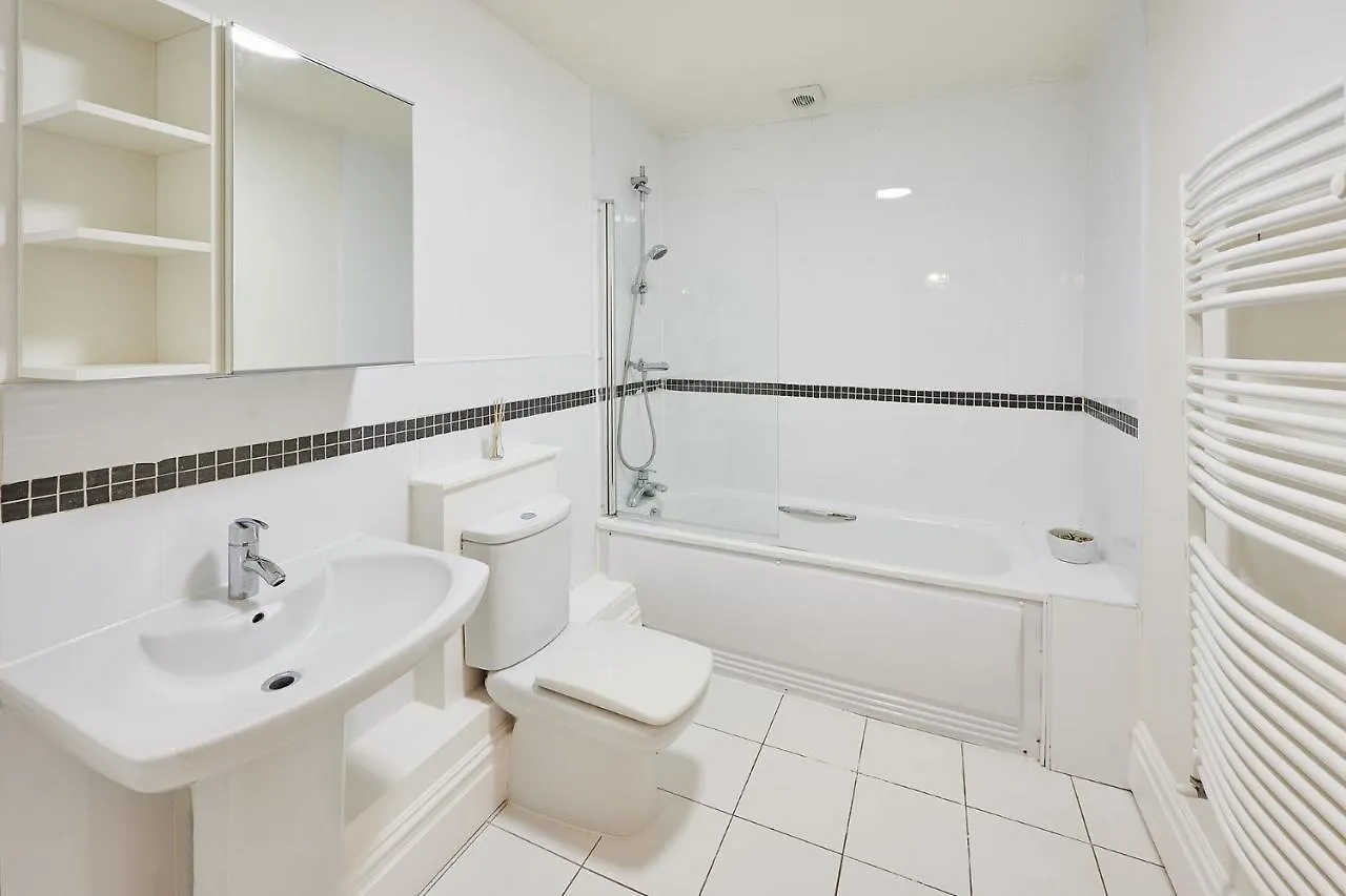 Apartment Host & Stay - The Ivanhoe Retreat Liverpool United Kingdom